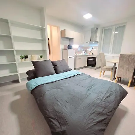 Le Chaleureux, 5min Bale,parking Apartment *